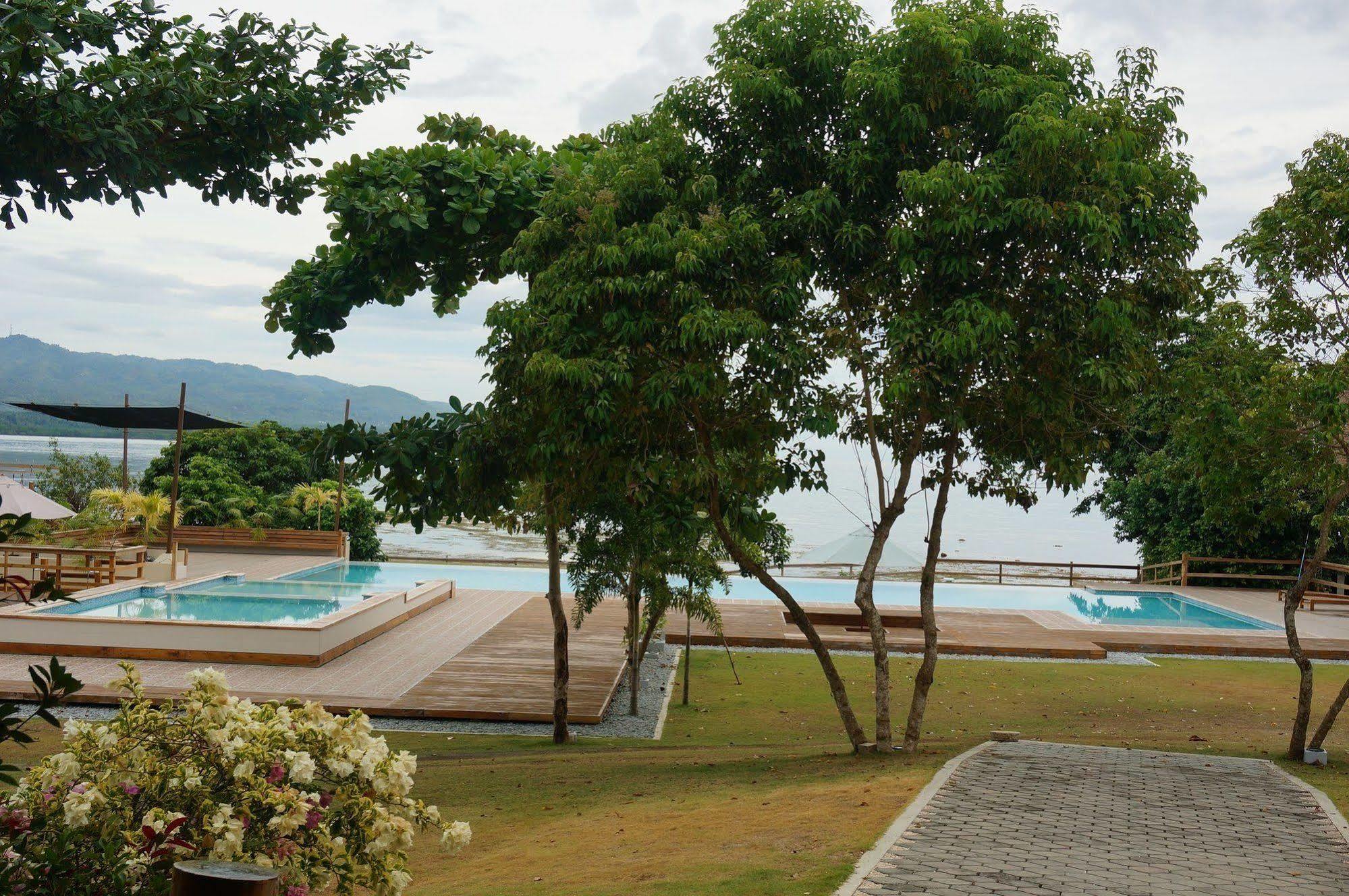 Boffo Resort Calayugan Norte Ngoại thất bức ảnh